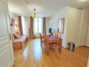 Evasion, T3, centre Luchon, wifi, casier à skis, ascenseur, 6 personnes